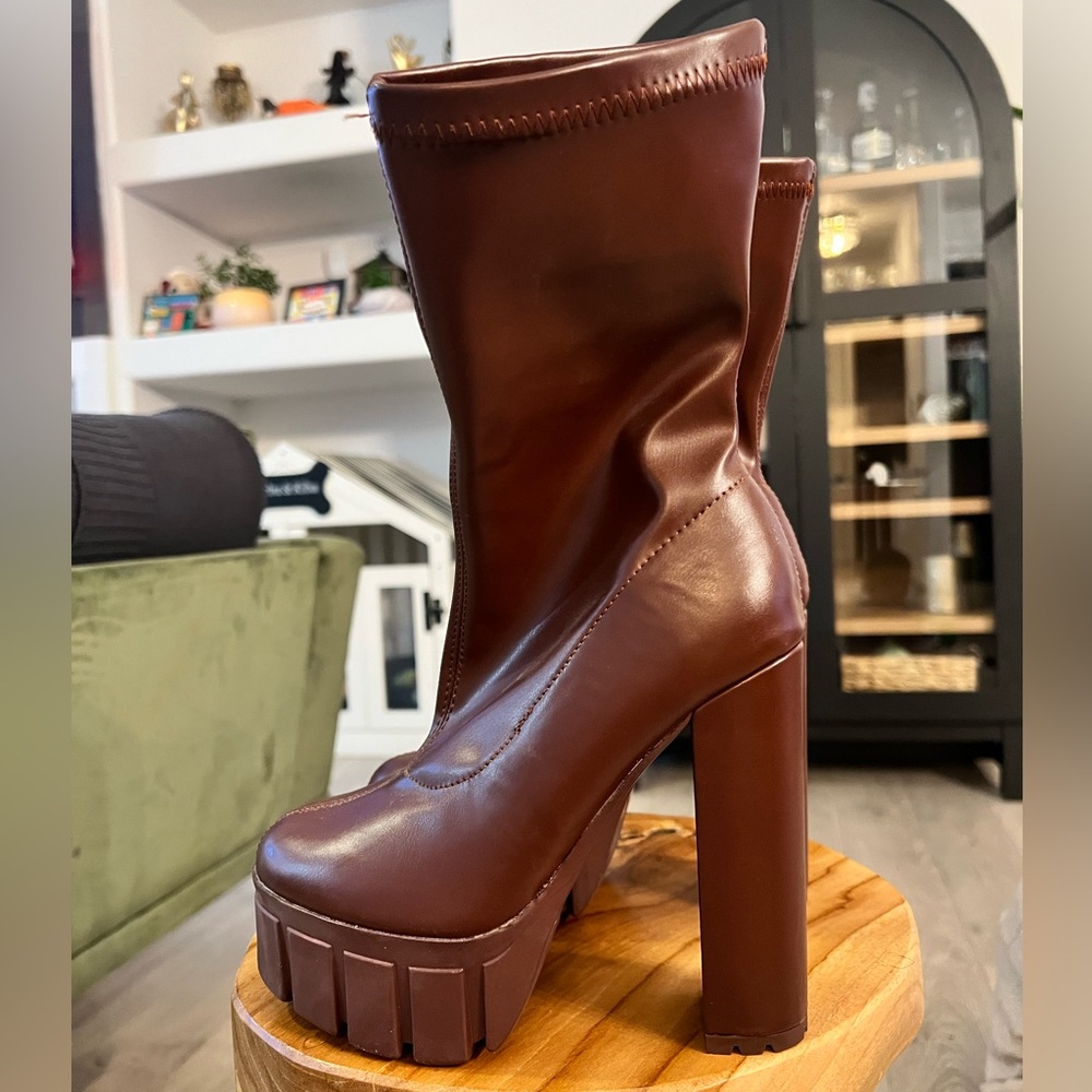 BROWN FAUX LEATHER SOCK BOOT PLATFORMS